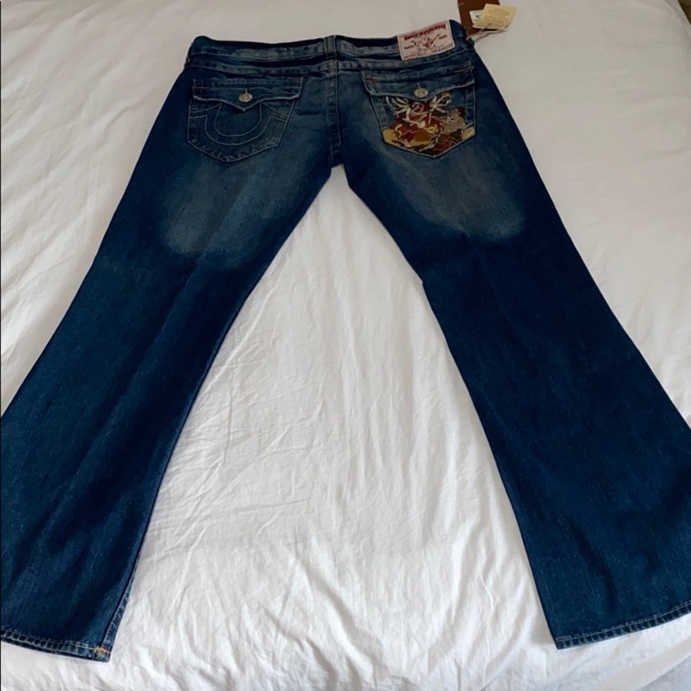 True Religion - Picture 2 of 3
